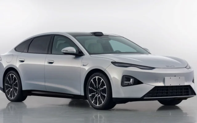 BYD Seal 07: характеристики новой версии раскрыли в Китае