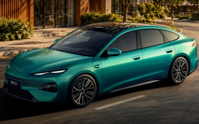 Новый BYD Seal 07: что известно о бронировании и оснащении